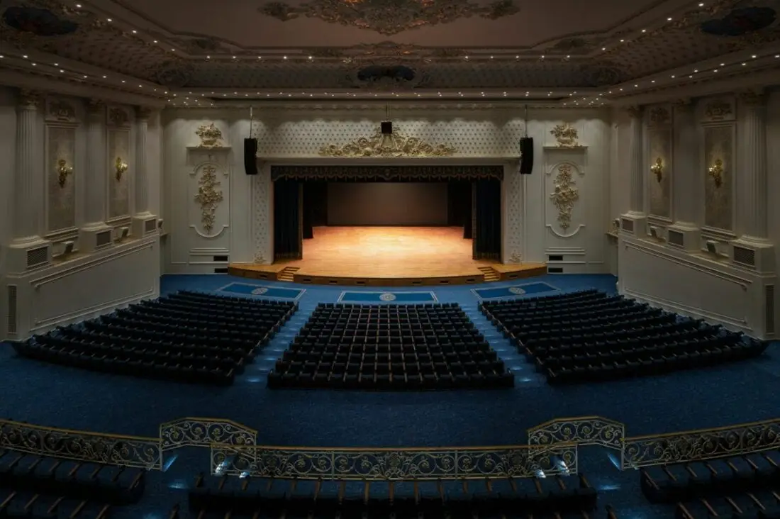 st regis almasa cairo theatre