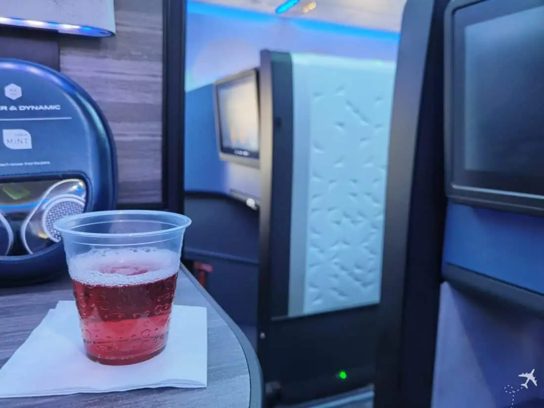 Jeblue Business A321LR Welcome Drink