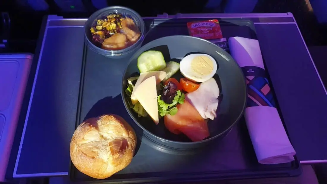 klm premium breakfast