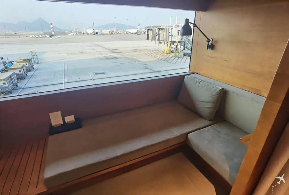 CX F Lounge The Pier HKG Day Room