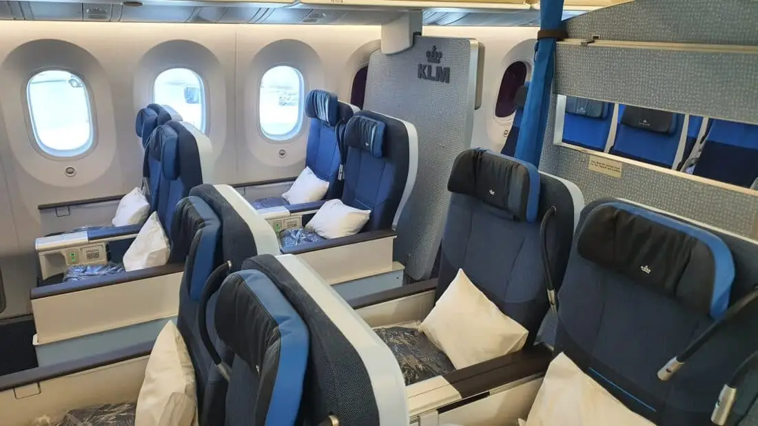 klm premium mit trennwand