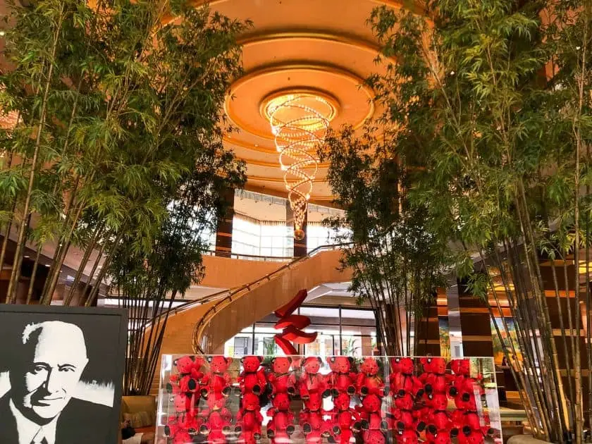 Conrad Singapore Lobby 2
