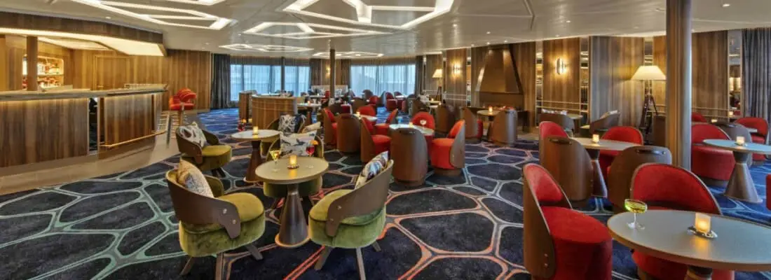 Seabourn Encore - The Club Lounge