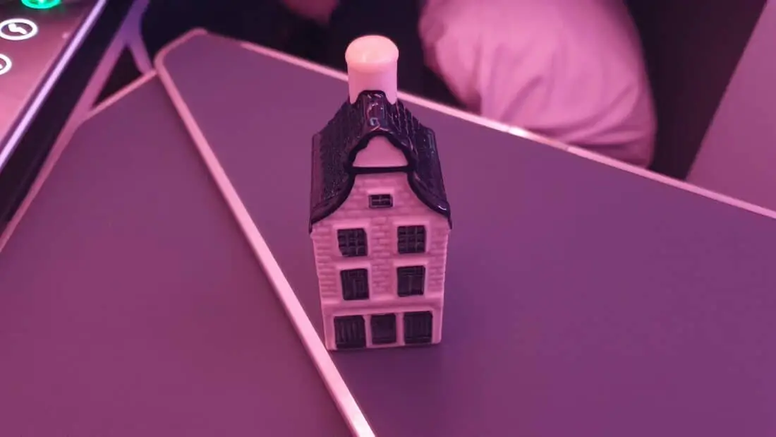 KLM Miniaturhaus business