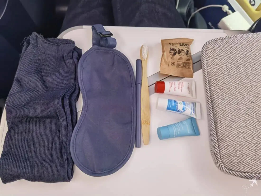 AF Business CDG ICN Amenity Kit ausgepackt