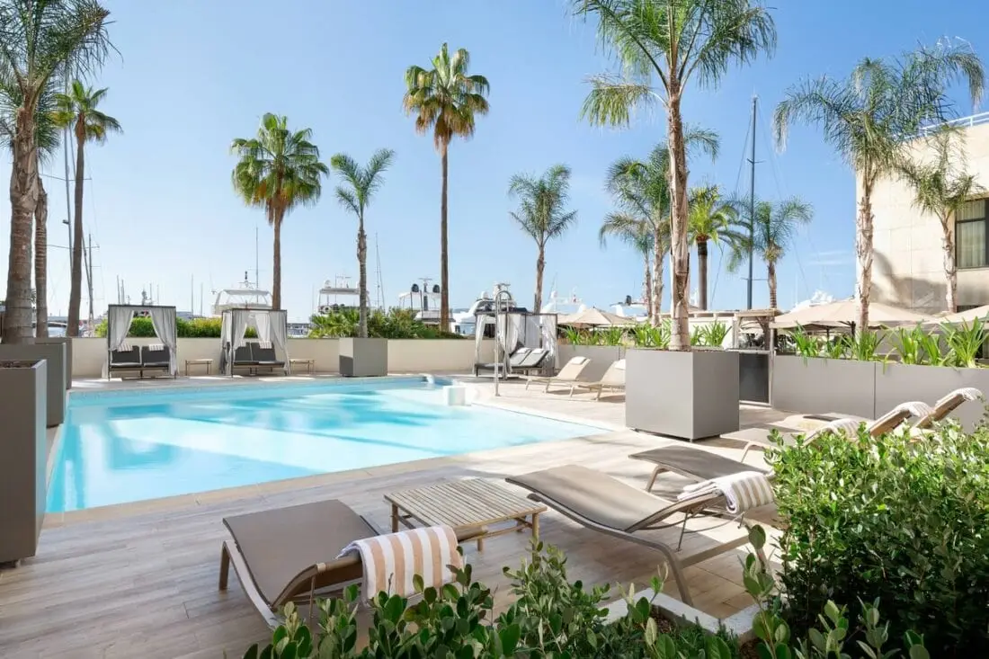 riviera marriott monaco pool 1686 hor clsc