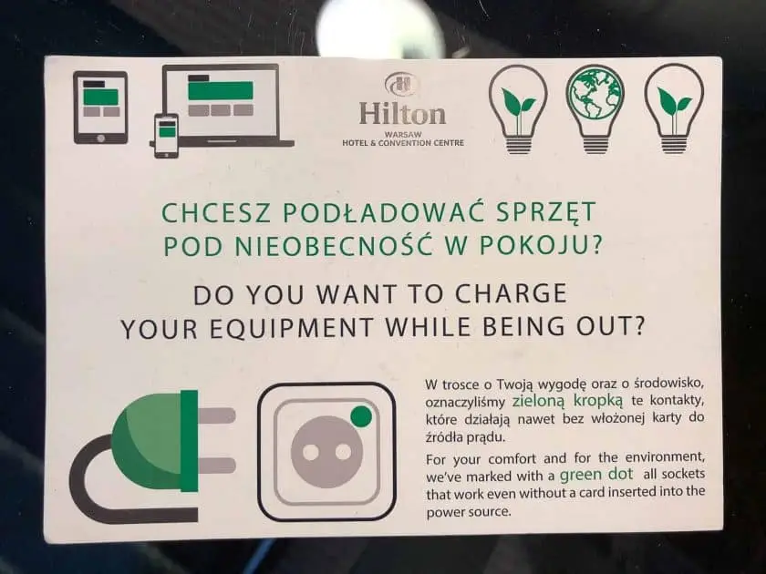 hilton warsaw room sockets
