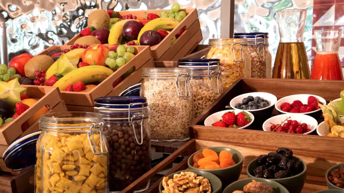 DoubleTree Islantilla Breakfast
