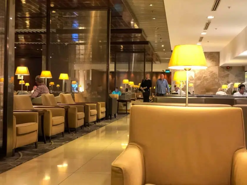 Singapore Airlines SilverKris Lounge