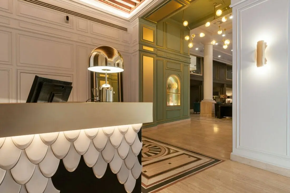 eugenia de montijo autograph collection entrance