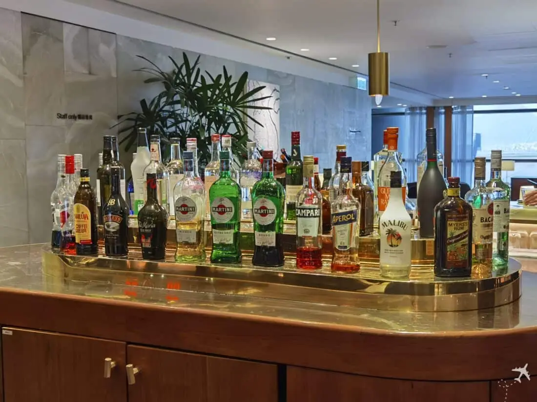 CX F Lounge The Pier HKG Bar Alkoholika
