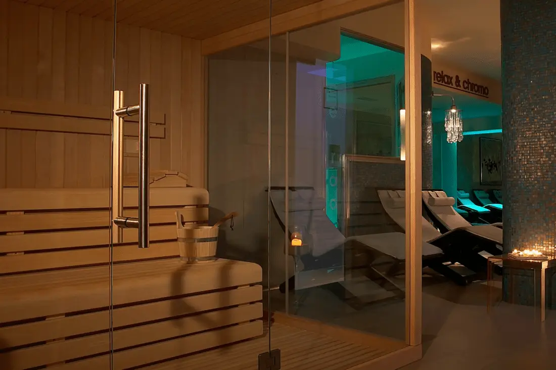 four points catania sauna