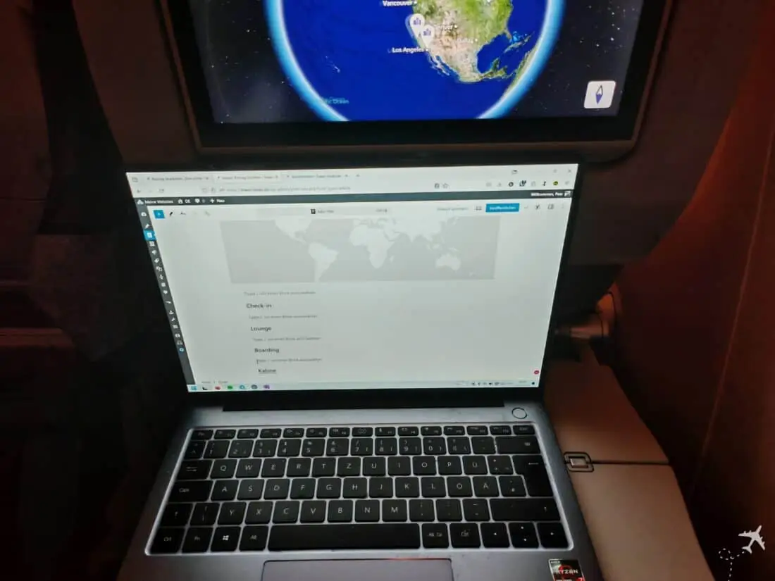 MU FM BUD NGB Laptop Tisch