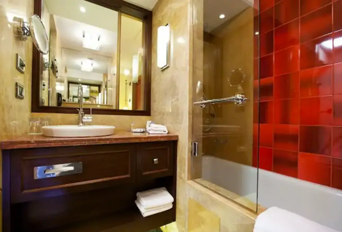 hiltonkappadokien badezimmer