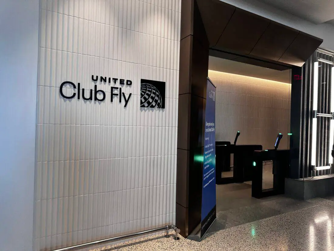 United Club Fly Eingang