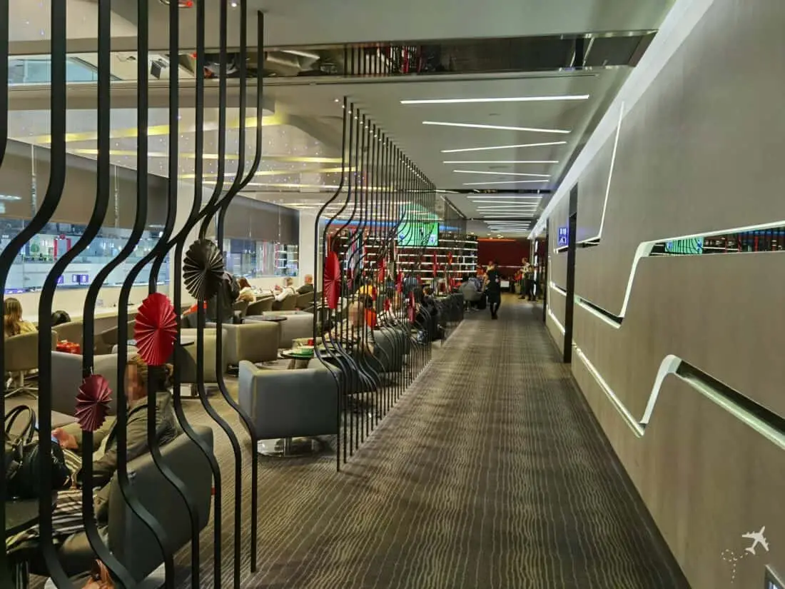 EVA Air Infinity Lounge TPE Gang