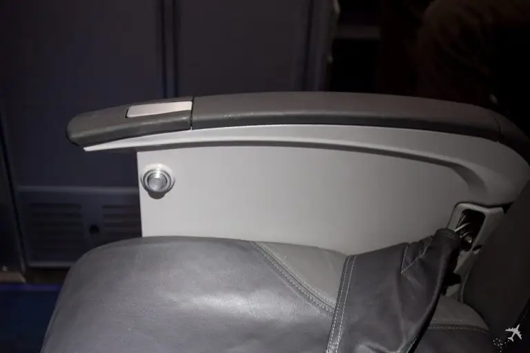 Eurowings Sitzplatz Reihe 1 CRJ-900 Armlehnen