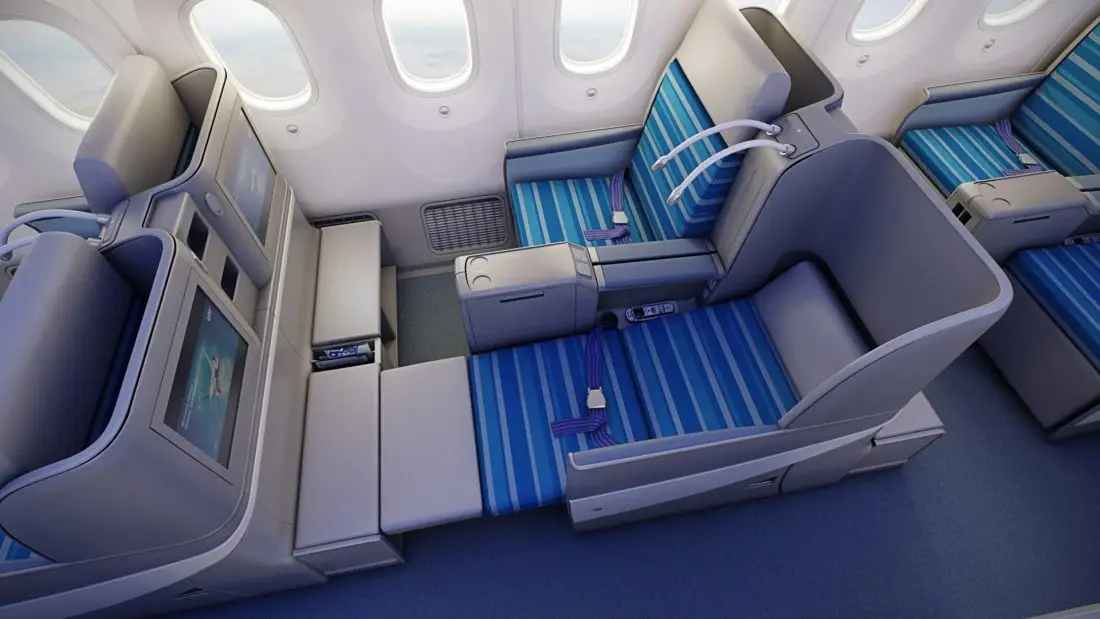 LOT Business Class Boeing 787 Dreamliner