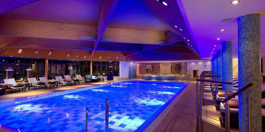 intercontinental berlin schwimmbad 2x1 1