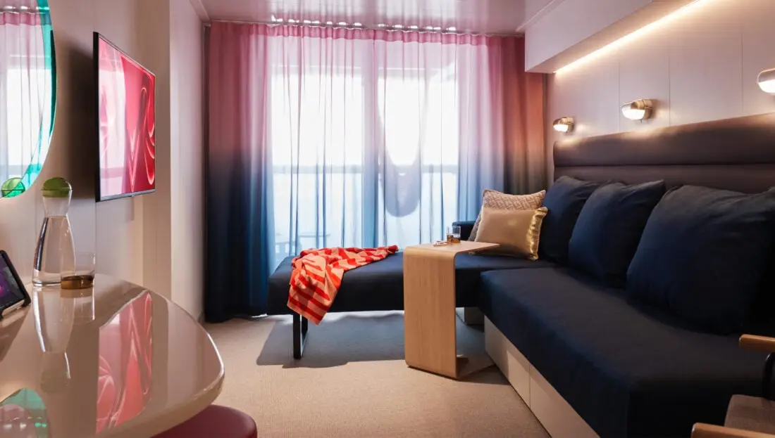 IMG CAB sea terrace architectural interior main day seabed transition v1 01 S17 036 3000x1700 1