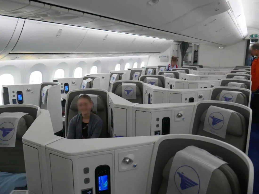 MIAT Business Class 8 Kabine