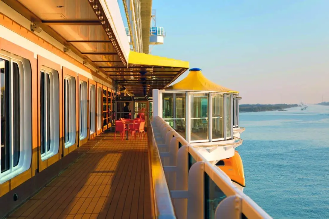 Costa Diadema Mitteldeck 1