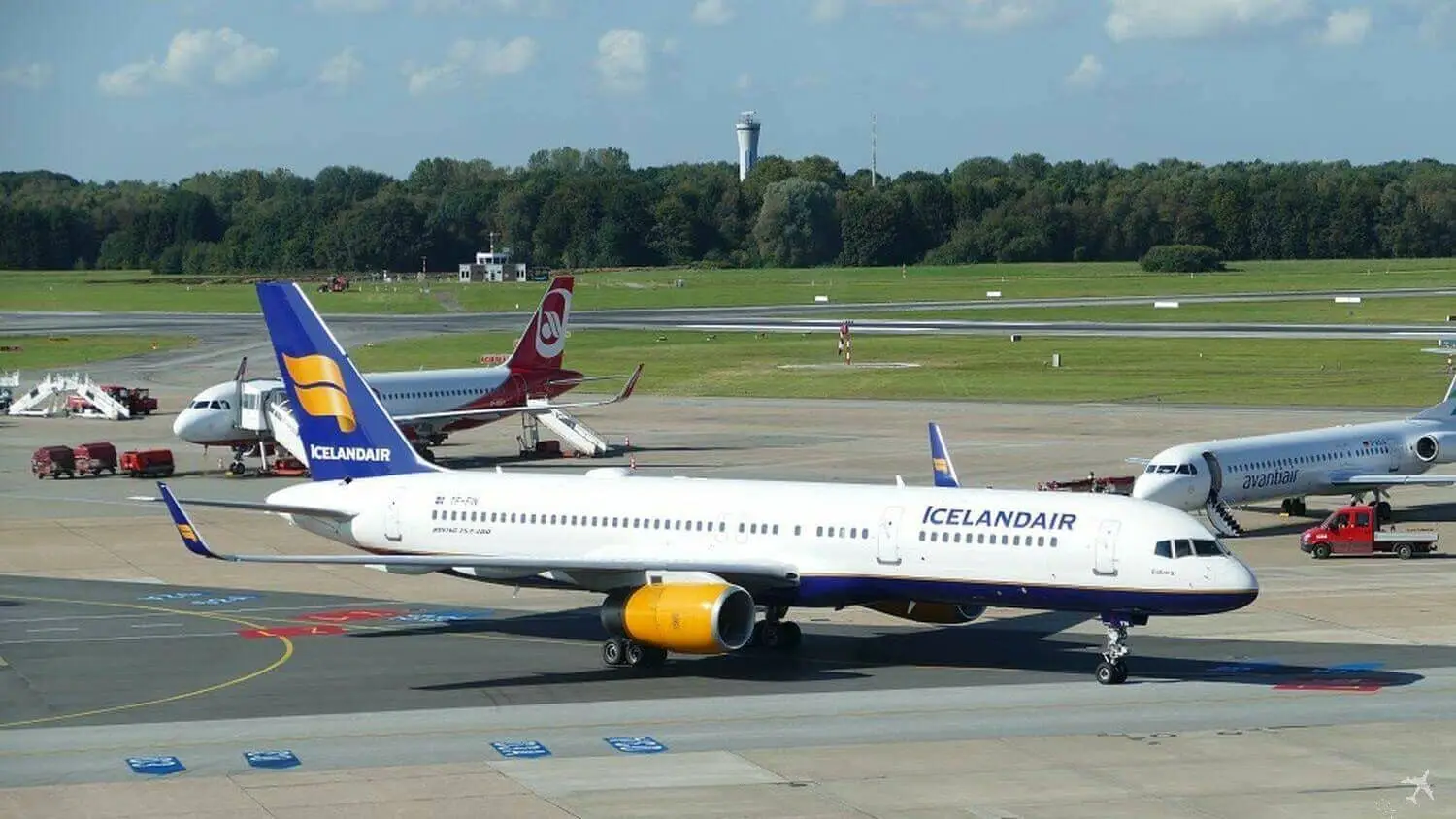 icelandair 757 eldborg hamburg