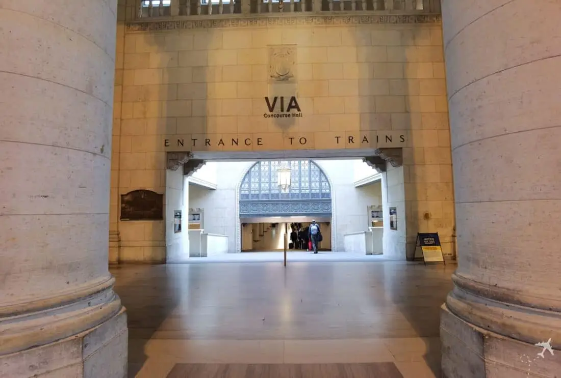 Via Rail Toronto Ottawa Eingang Zuege