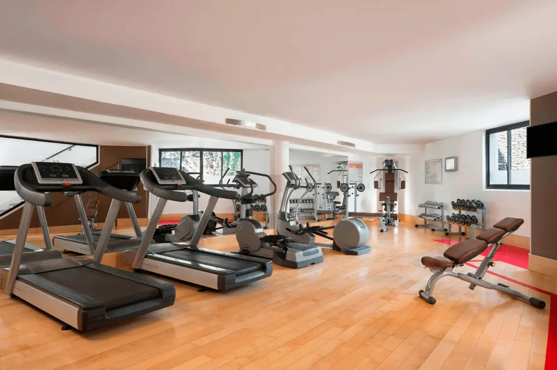 four points catania gym