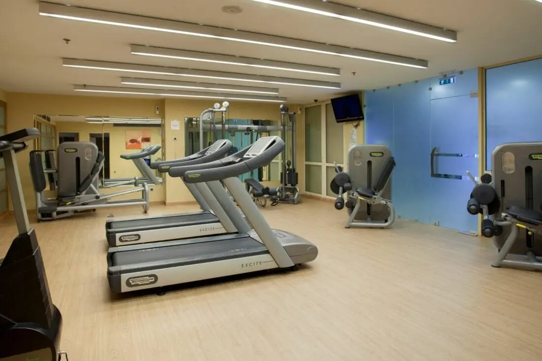 crowne plaza athens gym 3x2 1