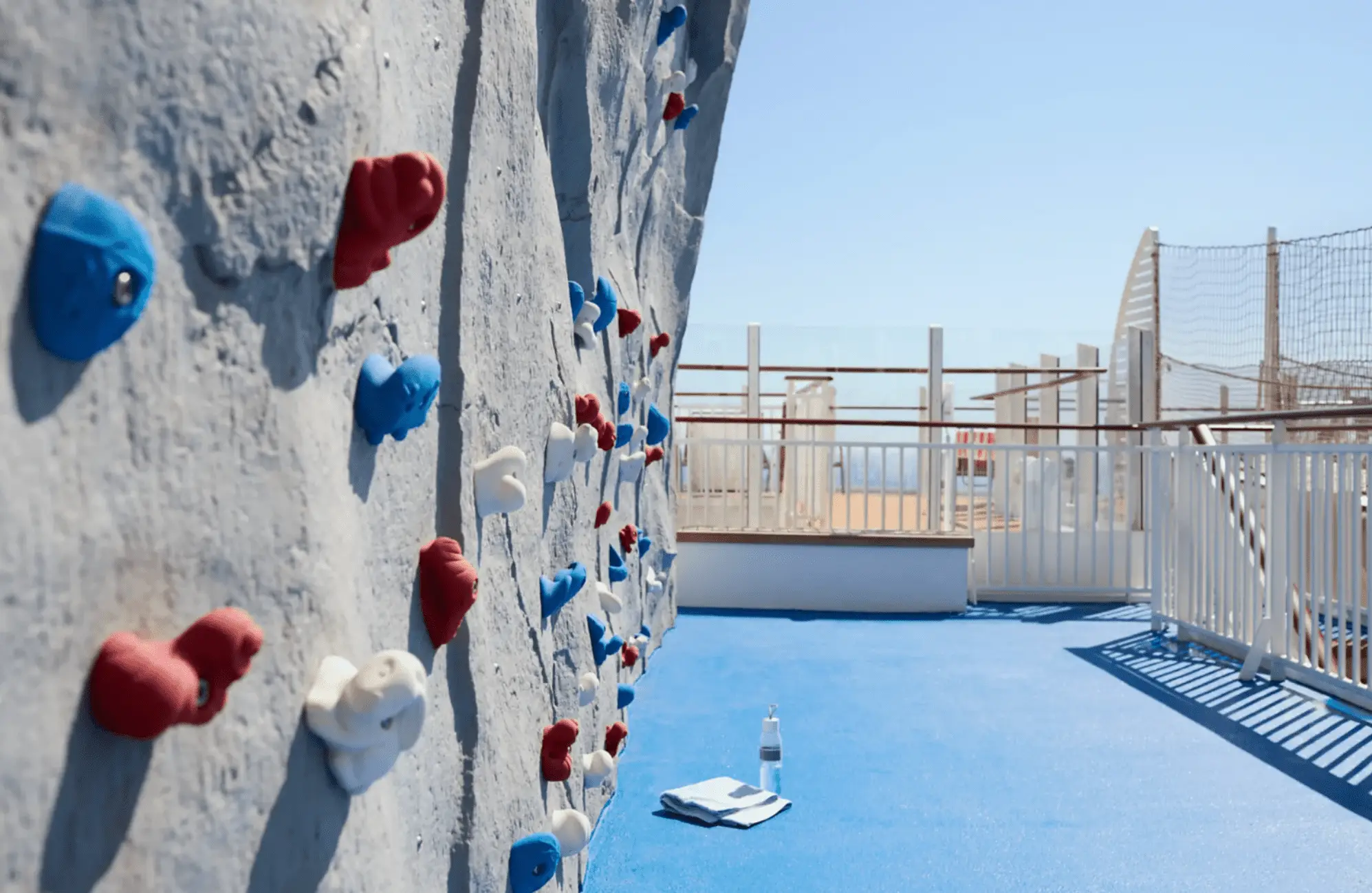 Climbing Wall AIDAcosma