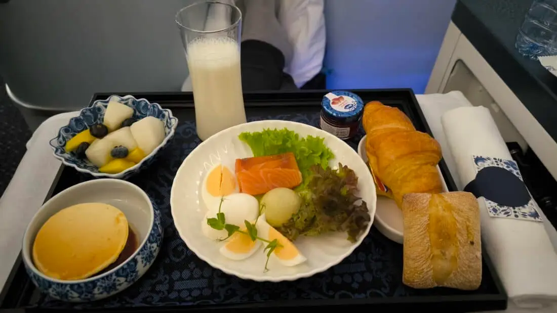 KLM breakfast