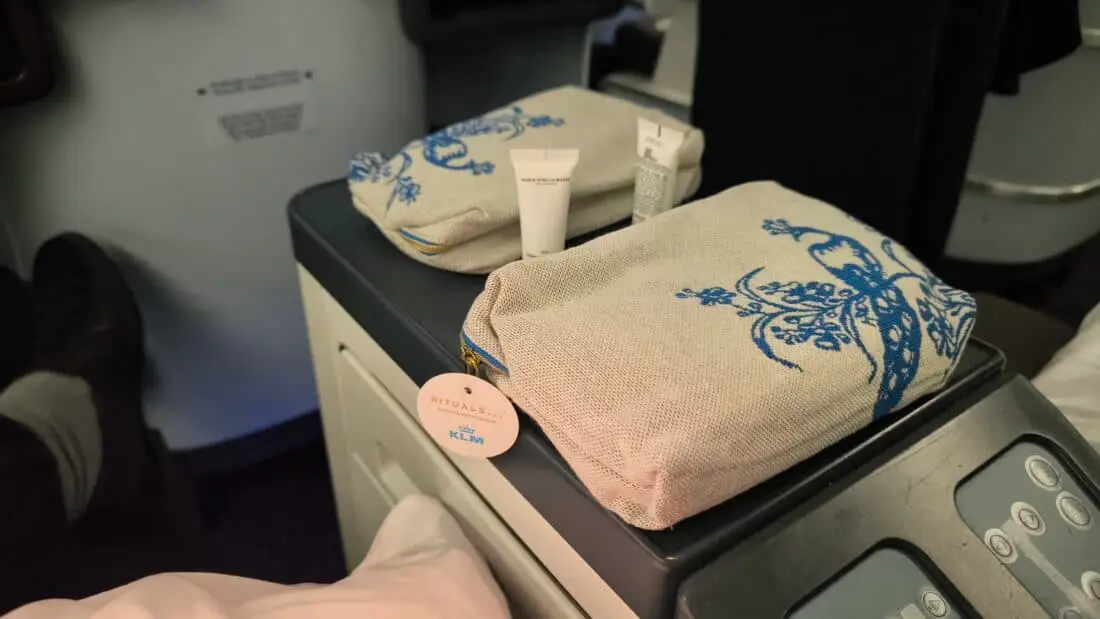 klm amenity kit