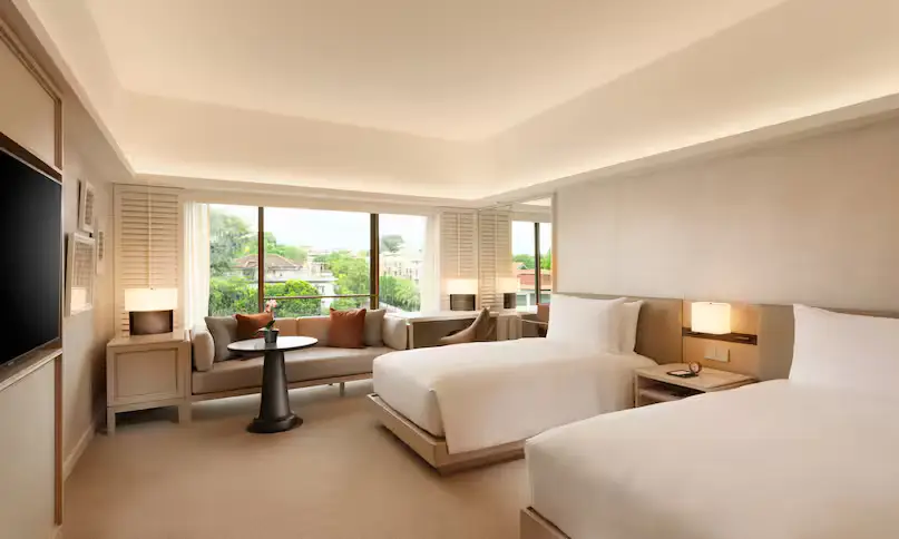 Conrad Singapore Orchard twindeluxeroom 01 jpg