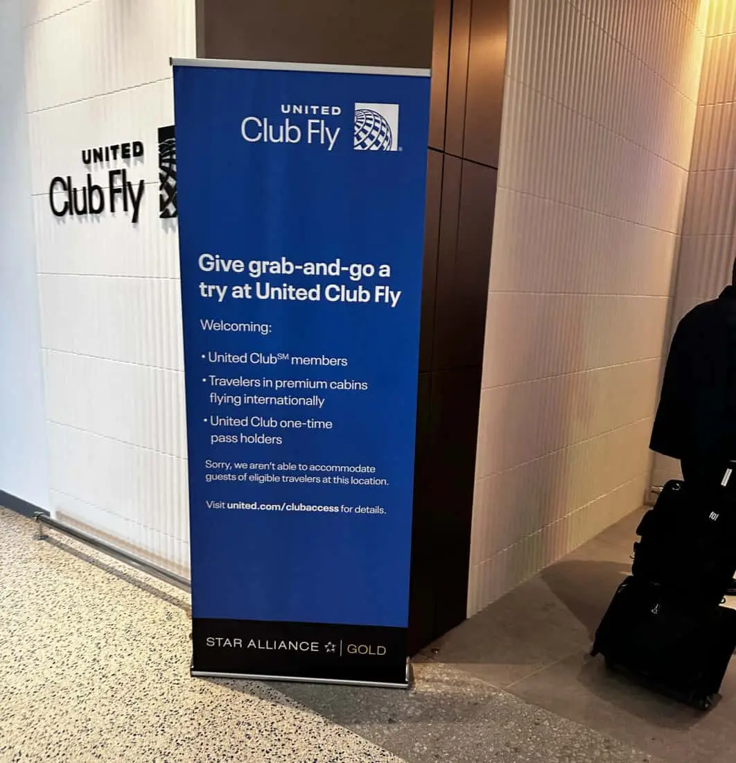 United Club Fly Aufsteller