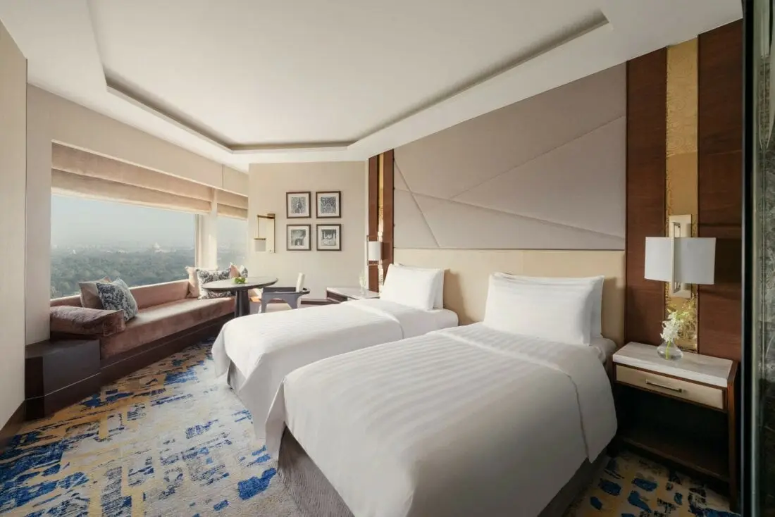 Shangri La Eros New Delhi 5Deluxe Twin Room