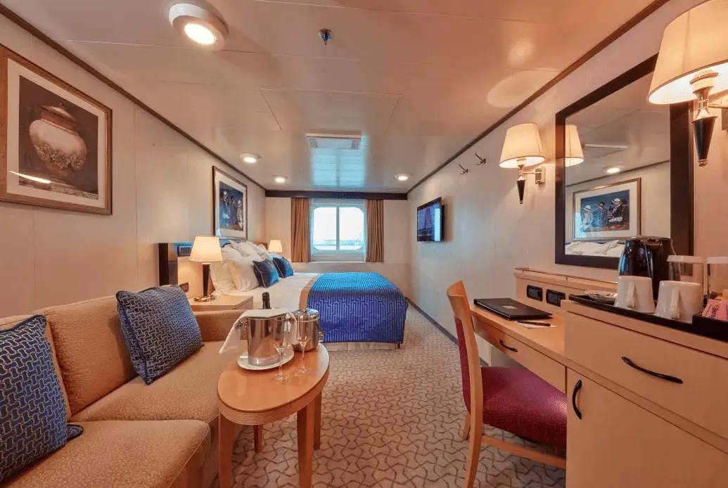 Queen Elizabeth oceanview