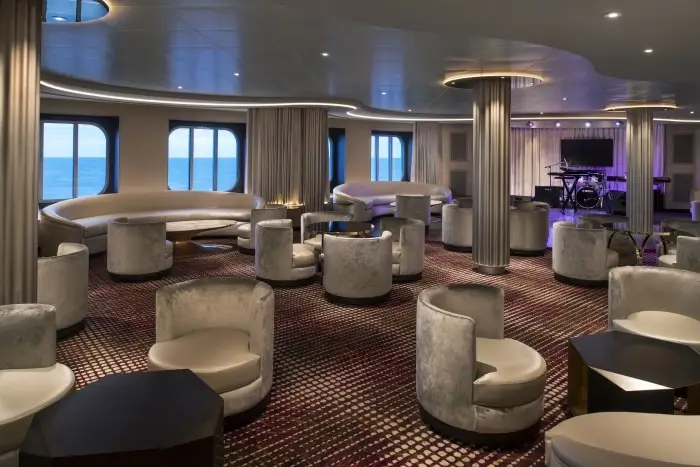 spectrum of the seas bar