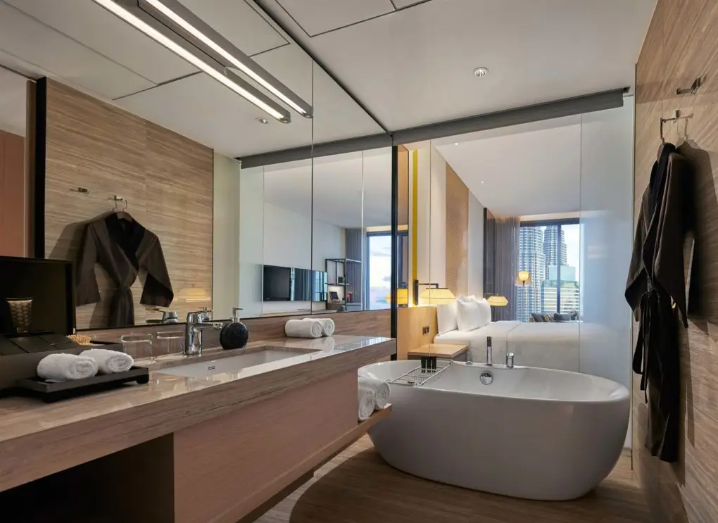 EQ Kuala Lumpur Deluxe King Bath