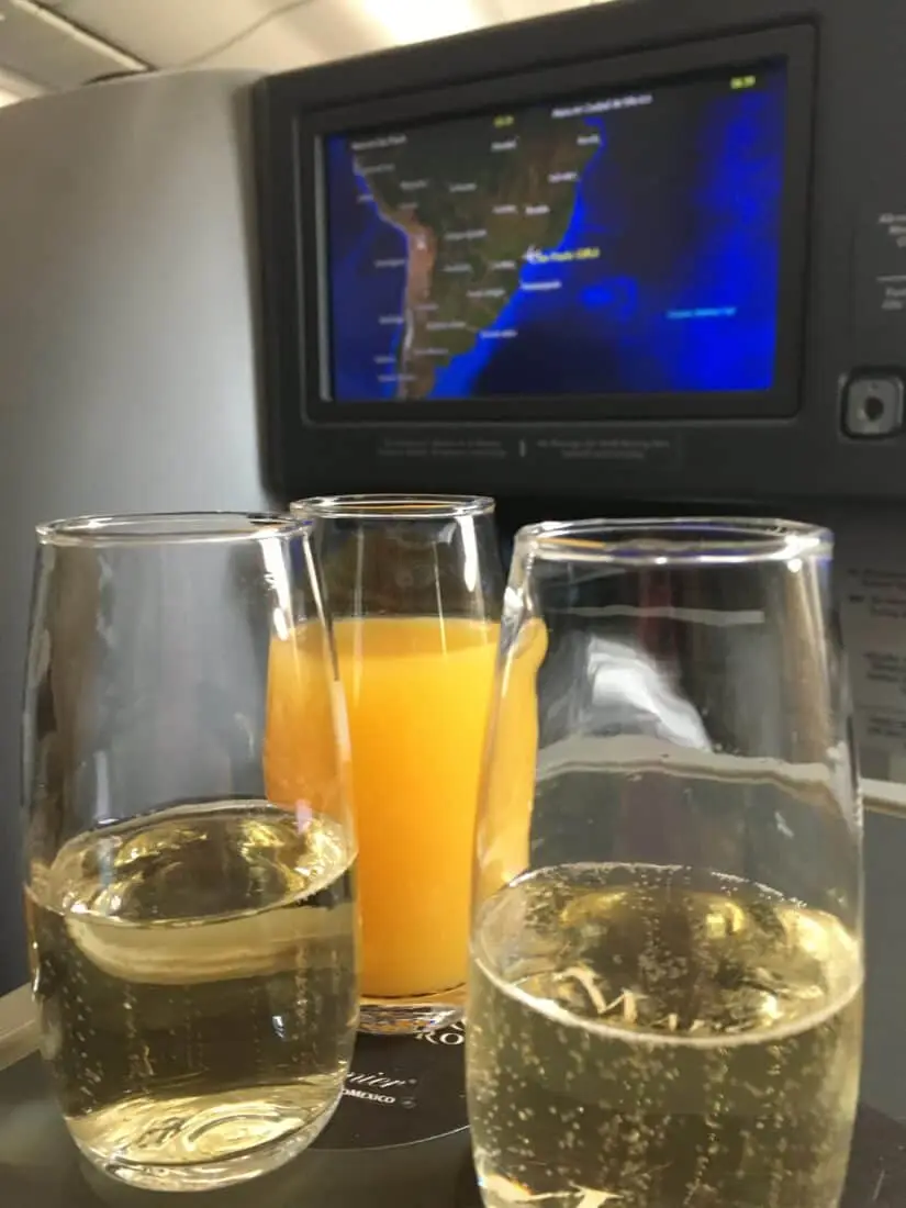 AeroMexico Business Class 788 Pre Departure Drink