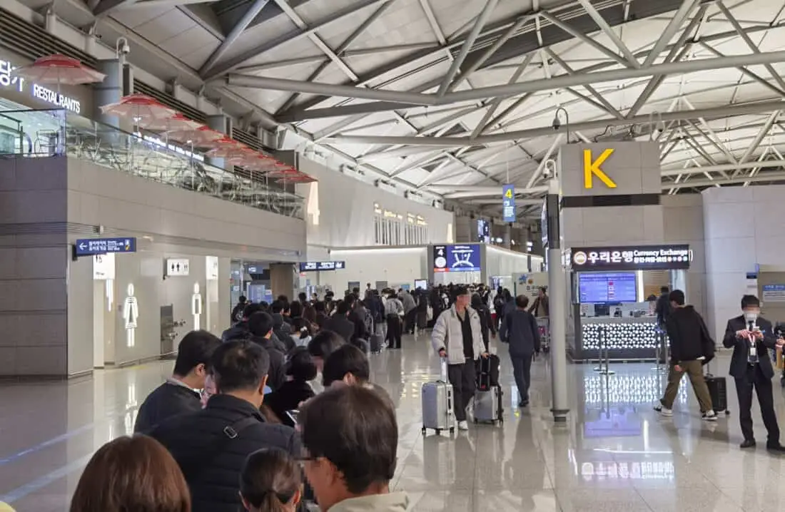 Security Schlange Seoul ICN
