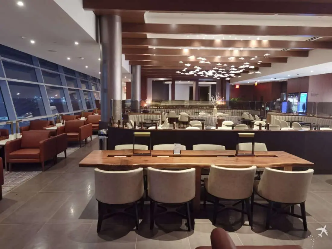 Soho Lounge JFK Sitze Tisch