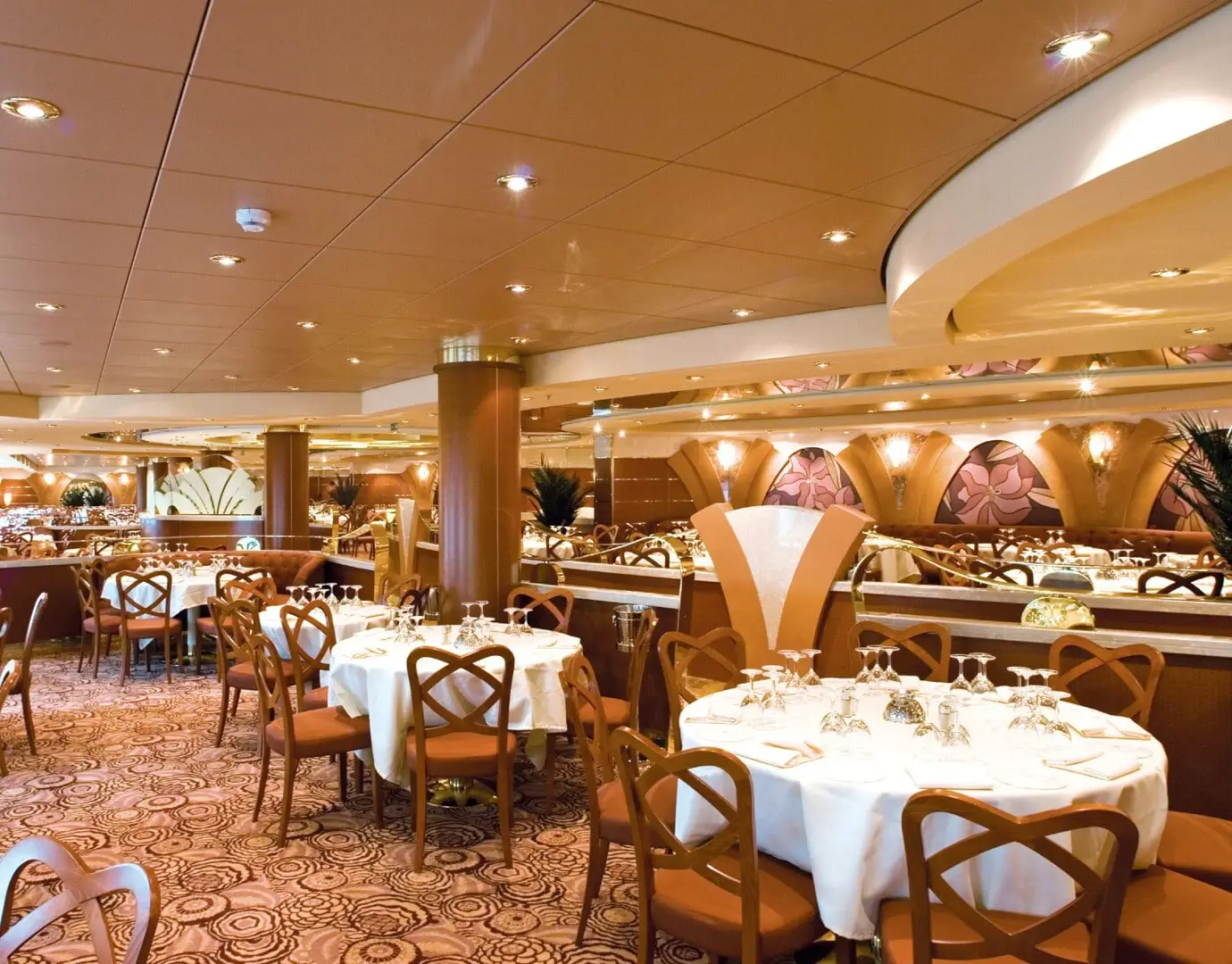mu restaurant and bar oleandro restaurant 01