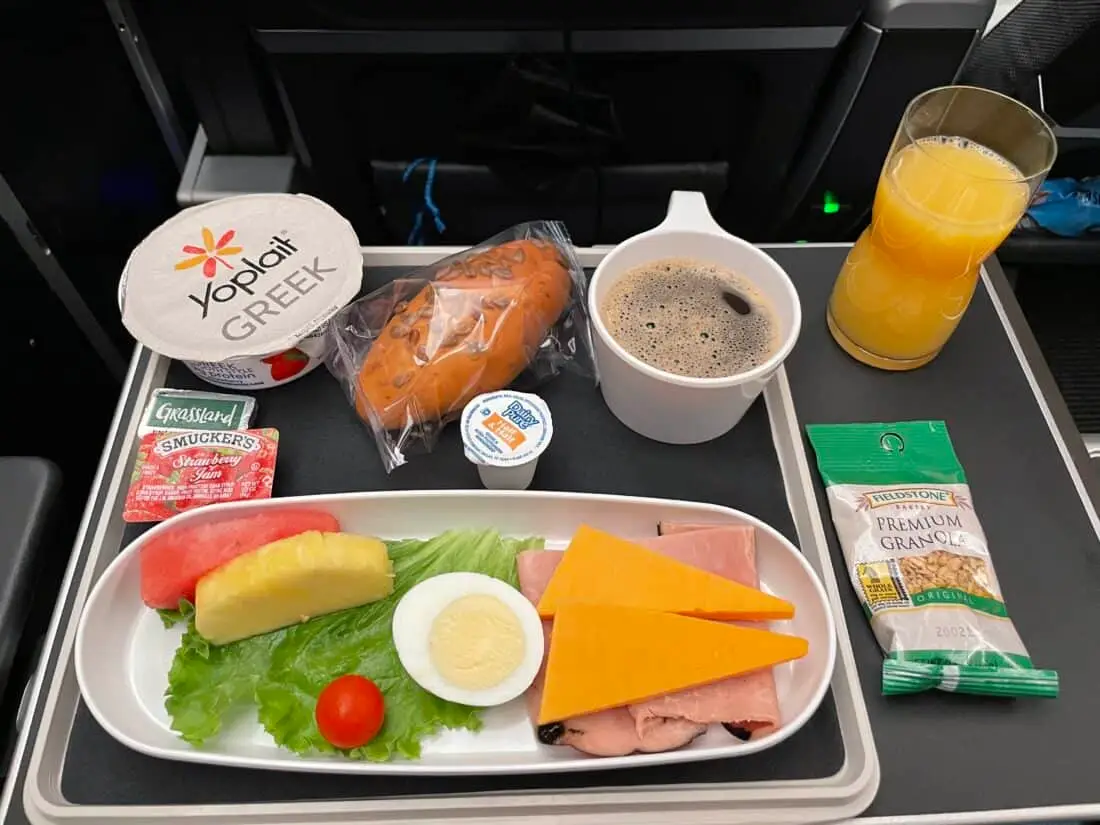 SAS Premium Economy LAX CPH Review Fruehstueck