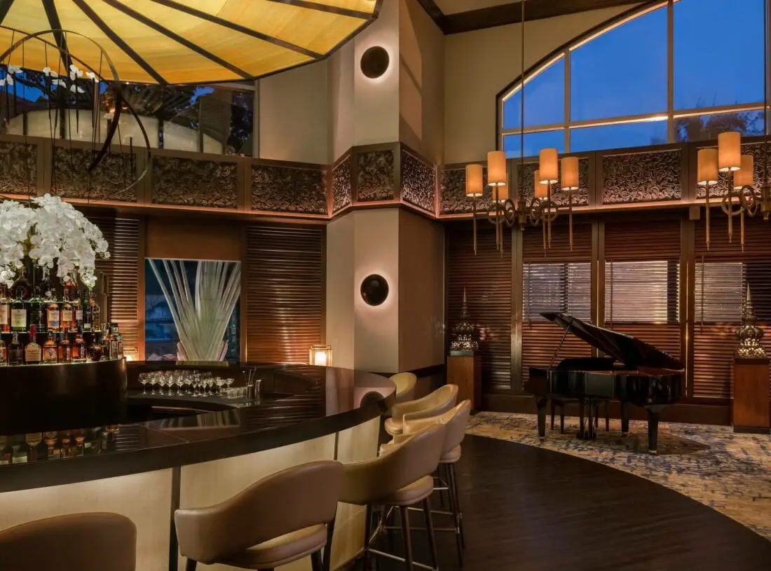 Conrad Bangkok diplomat bar experience