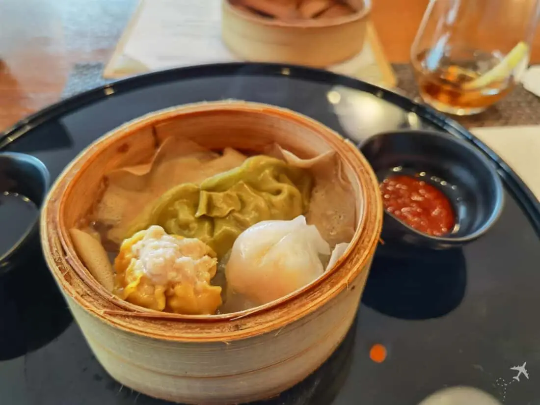 CX F Lounge LHR Dumplings