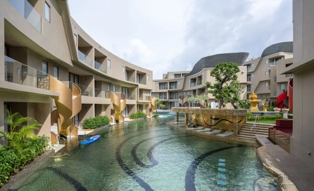 Metadee Concept Hotel Phuket swimming1