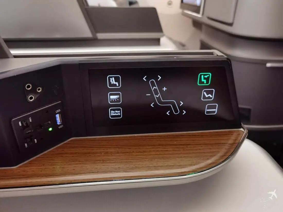 EVA Air Business TPE MUC Bedienpanel