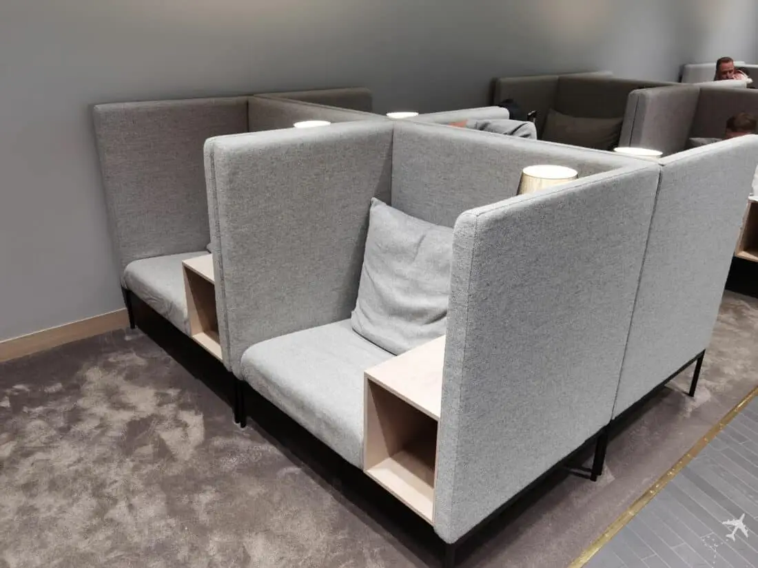 Finnair Platinum Wing Sofa