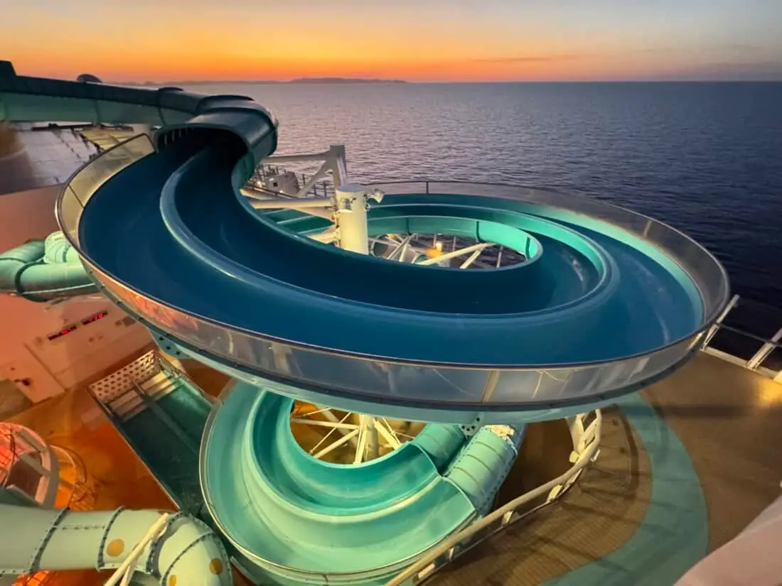 Costa Toscana Slide